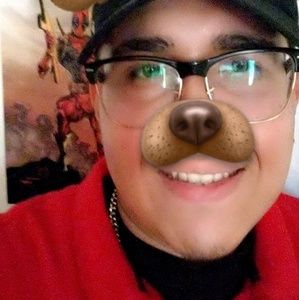 Meet your Posher, Alexis